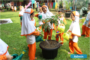 Menanam pohon